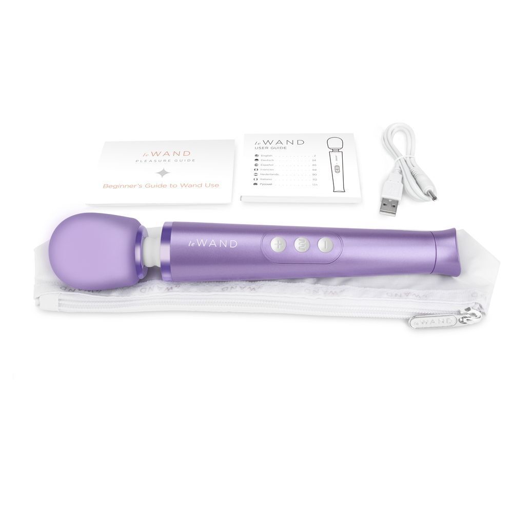 Le Wand Petite Rechargeable Vibrating Massager Violet - Image 3
